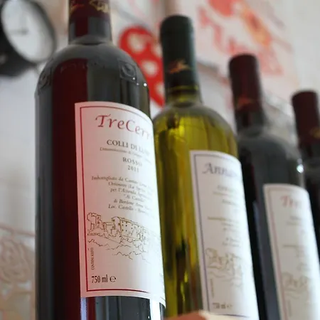 Al Castello Da Annamaria 컨트리하우스 *